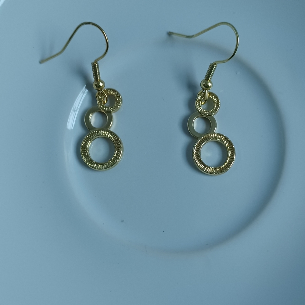 Circles dangle earrings